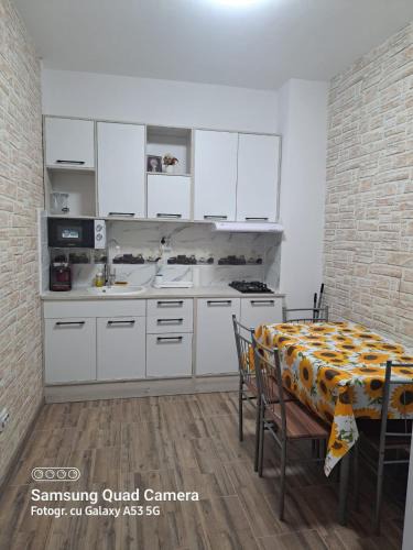 Saturn Apartment | Sejur la mare