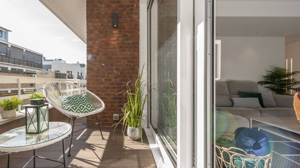 Salamanca House | SELECT LUXURY APARTMENT LOCATED IN THE EXCLUSIVE NEIGHBORHOOD OF SALAMANCA