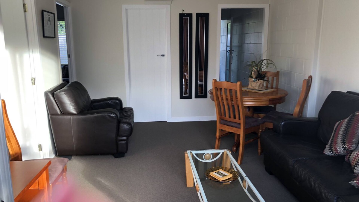 Kaeo Apartment | Self contained unit close to beautiful white sandy beach