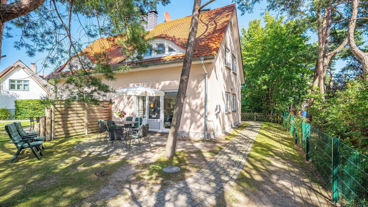 Dierhagen Strand House | Semi-detached house Strandhaus 43a in the Ostseebad Dierhagen