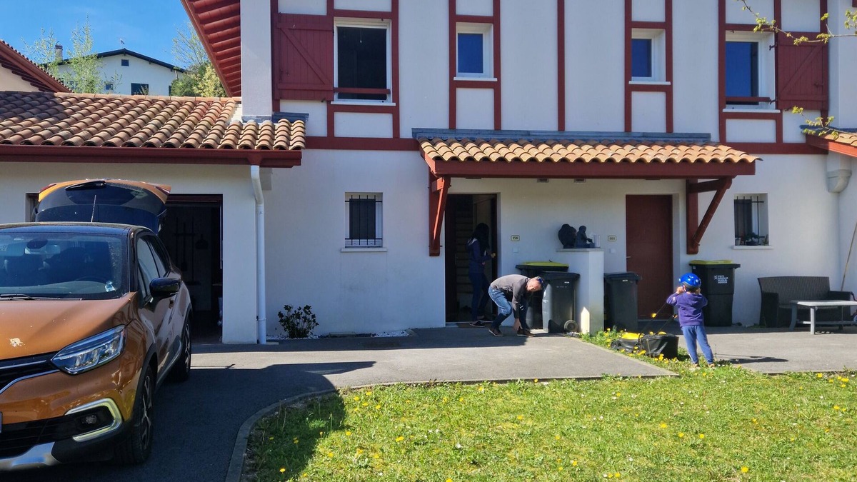 Mouguerre House | Semi-detached house 7min from Bayonne.