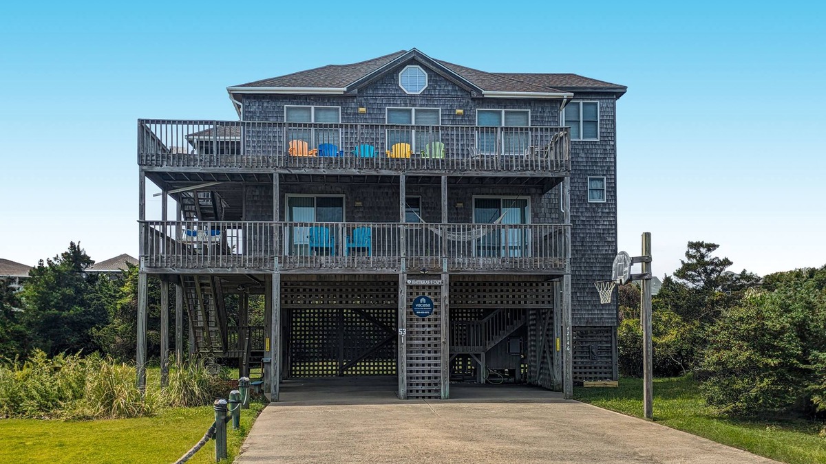 Avon House | SEMI-OCEANFRONT-5 BR, 3 Full & 1 Half Bath-just two lots from the beach walkway