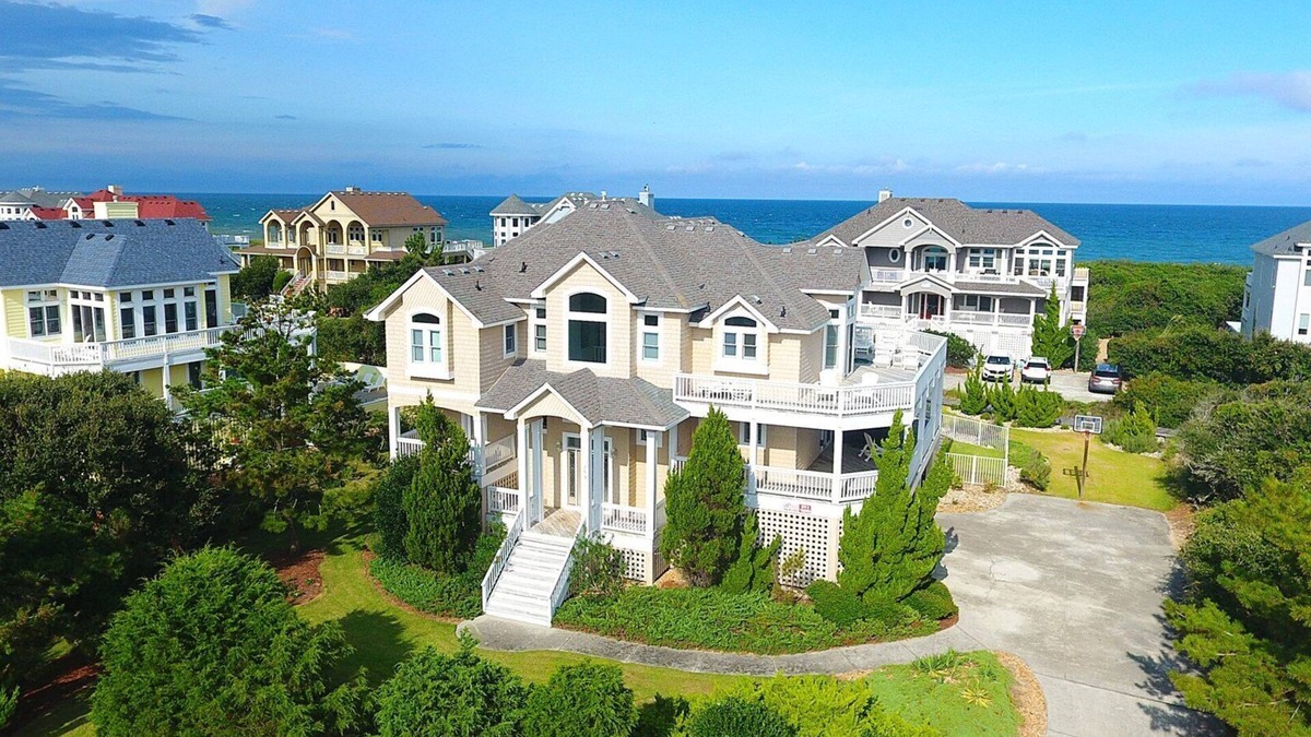 Pine Island House | Semi-Oceanfront, Yard, Private Pool, Close to Beach, Rec Rm, PI185, Sugar N Spice