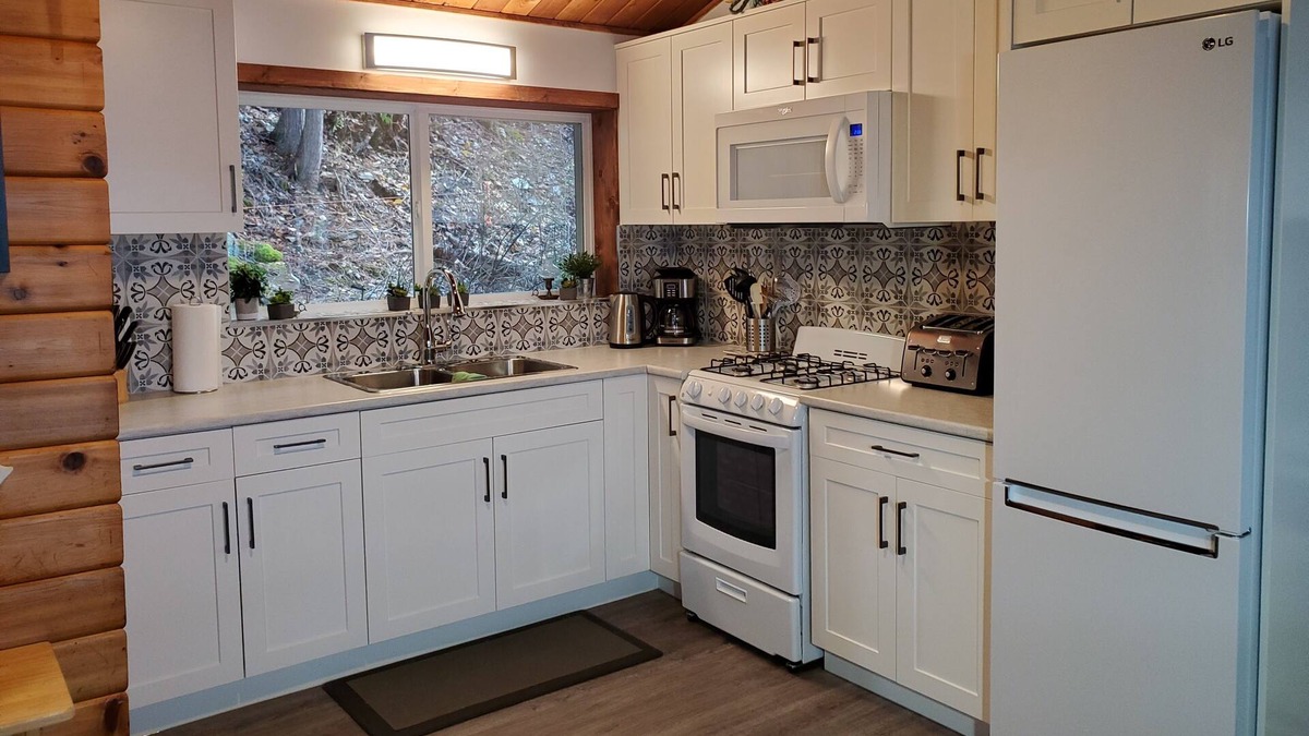 Blind Bay Cottage | Semi-Waterfront Cottage, West View, Dock, Buoy, Pet Friendly