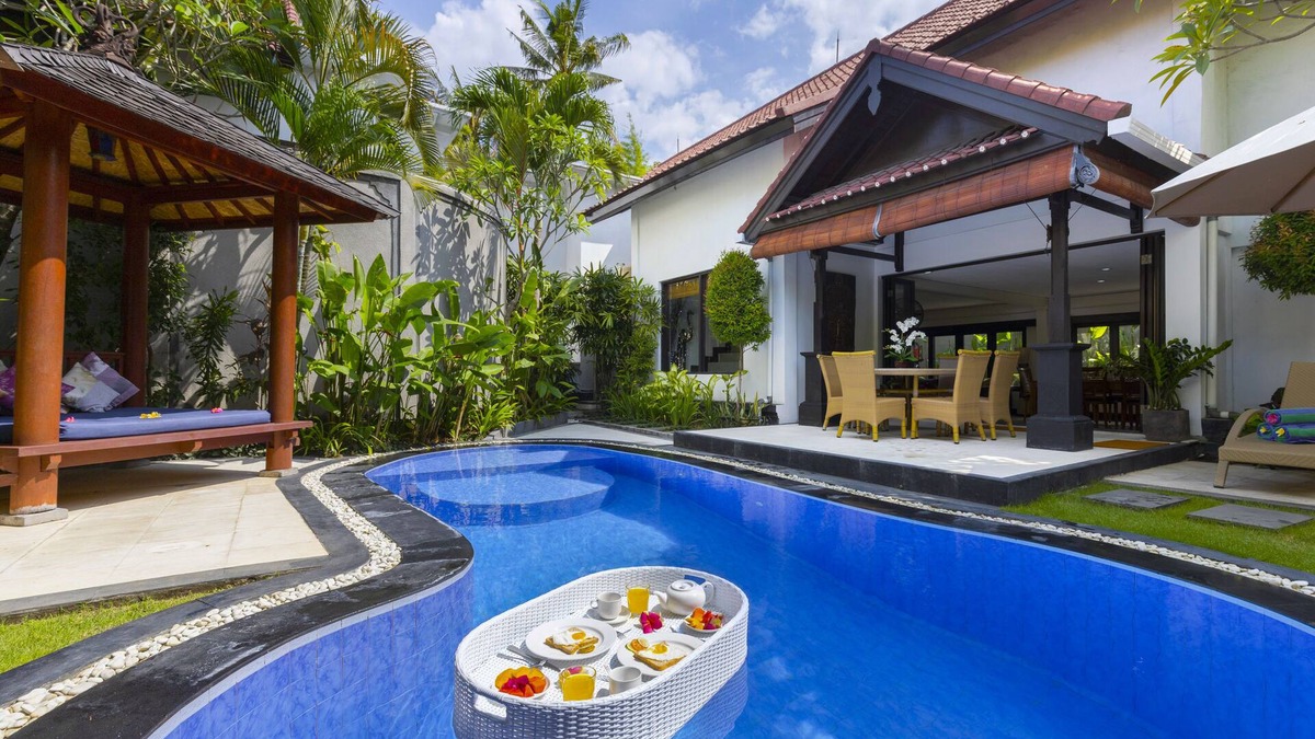 Laksmana Villa | SEMINYAK BEACH - VILLA Kibbi - 200 metres to the beach