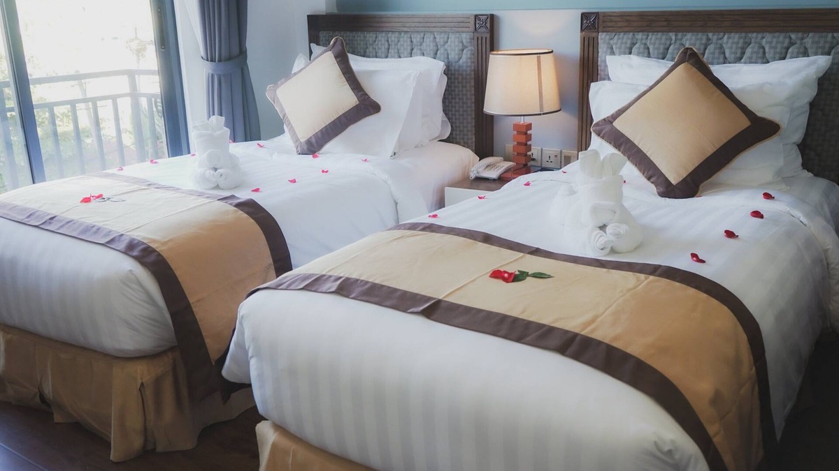 Mayangone Hotel | Sen Yangon Lakeview Hotel