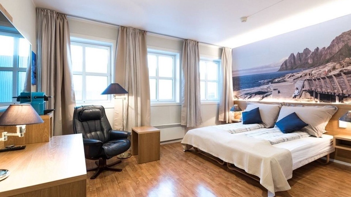 Finnsnes Hotel | Senja Hotell