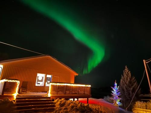 Lenvik House | Senja Peak Panorama