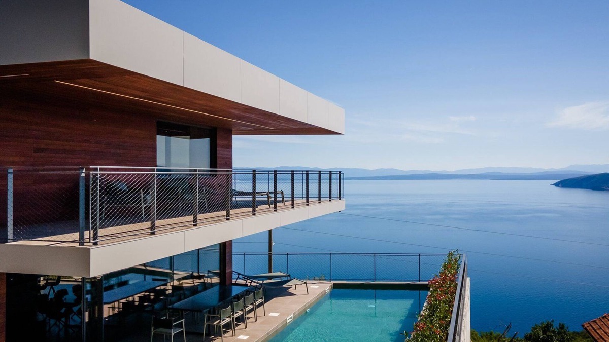 Mosenice Villa | Sensational Istria Villa | Villa Scenice Platinium | 5 Bedrooms | Stunning Sea.