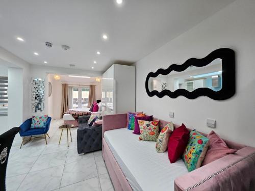 Kilburn Apartment | Sensational Stay Apartments London-Callcott Suites