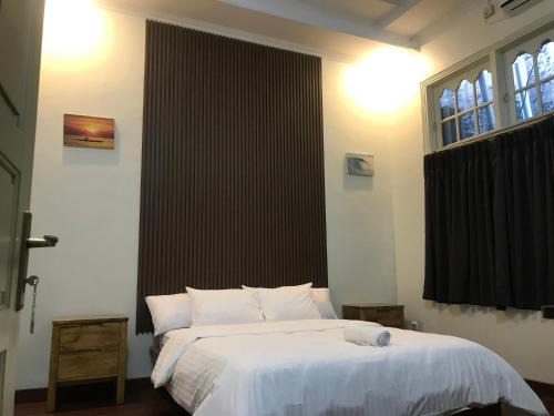 Padang Hostel | Sentosa Lodge