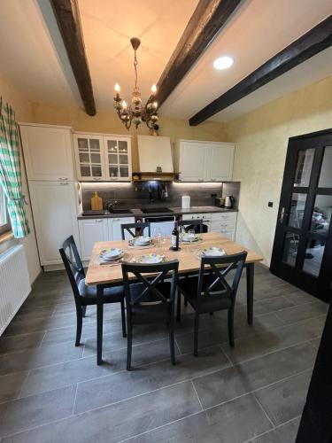 Cabar Ski Chalet | Seoska rapsodija