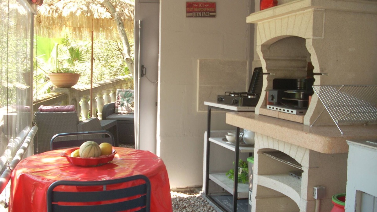 Sartene House | Separate air-conditioned bedroom, summer kitchen with steps and swimming pool