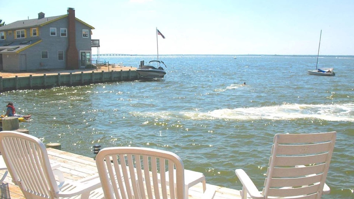 Surf City House | September/October Low Prices! BAYFRONT with HOT TUB! Amazing Views, Surf City