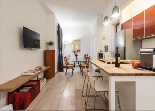 Santissima Annunziata Apartment | Ser Masaccio Apartment