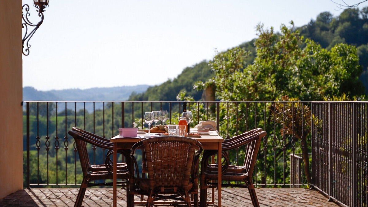 Bargni Apartment | Serafini Home N.20 by Yohome on the Fanesi hills 20km from the sea