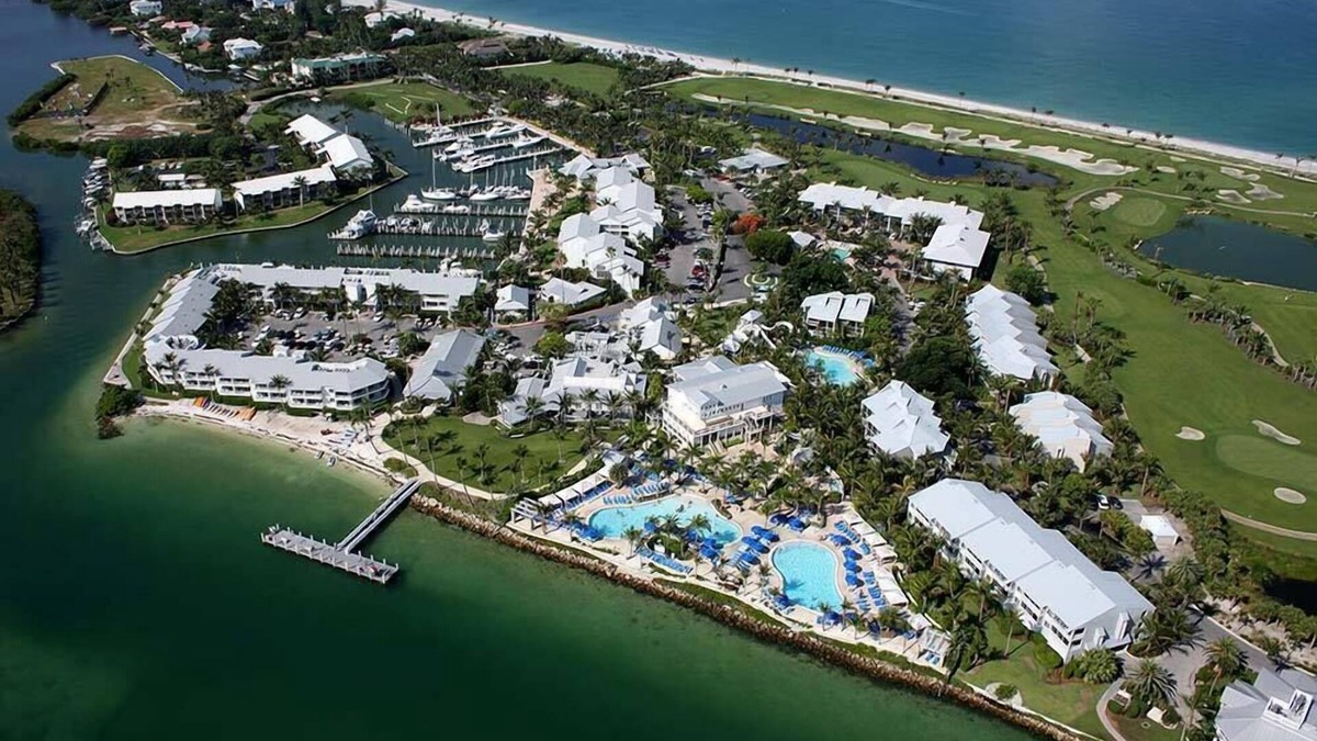 Captiva Apartment | Serene 1BR Villa w/Beach Access, Shell Picking & Nature Excursions