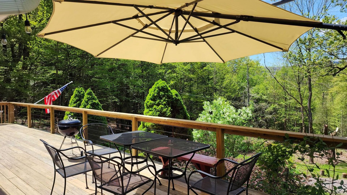 Arkville House | Serene 5-Acre Private Ski Retreat, Hot Tub for 6, Fireplace, and Stunning Views