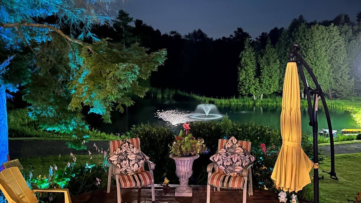 Clarington Cottage | Serene 5BR Cottage with Hot Tub, Pool Table, and lake