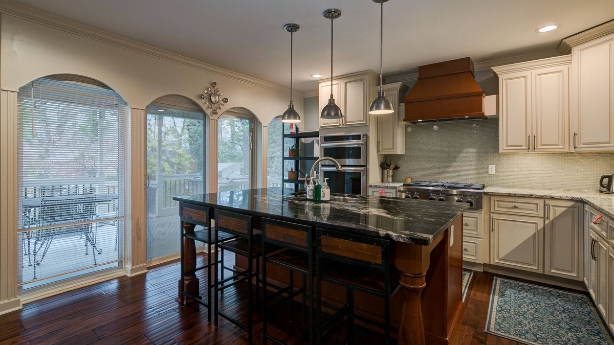 High Point House | Serene and Peaceful 5-bedroom cottage in High Point with 42ft covered porch.