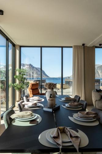 Vagan House | Serene cabin in Lofoten with sauna