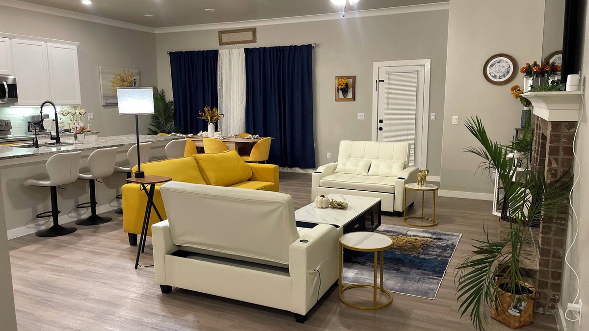 Odessa House | Serene Castle - Close to all attraction in Odessa Tx