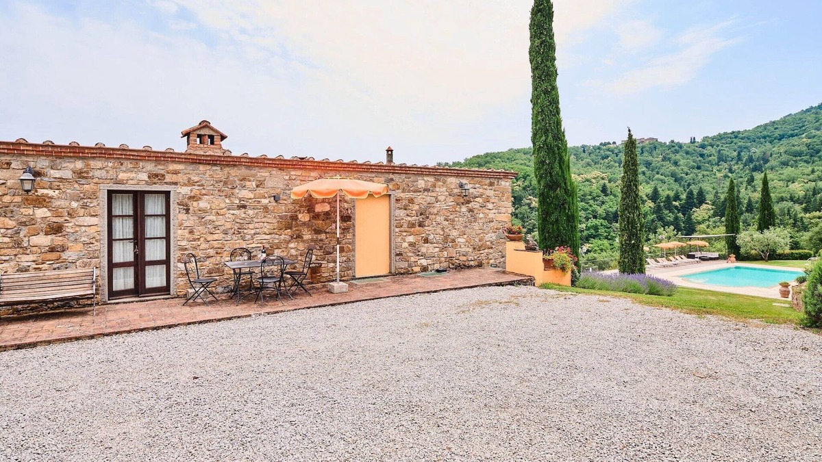 Neri Apartment | Serene Chianti Retreat