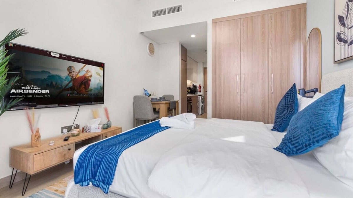 Nad Al Sheba Apartment | Serene Dubai Studio Abode
