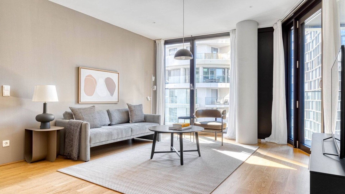 Favoriten Apartment | Serene Favoriten 2BR w/Gym, Lounge & Elevator, nr Metro, by Blueground