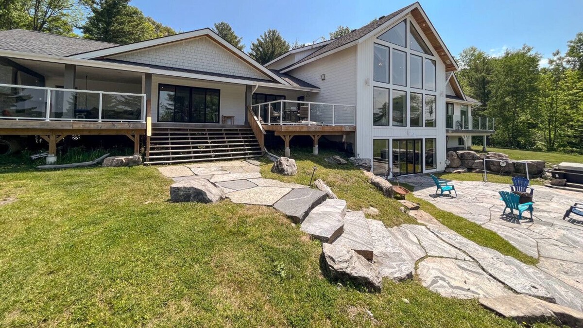 Muskoka Lakes Cottage | Serene Forest and Meadow on Lake Blanchard