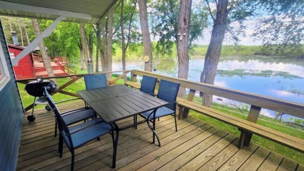 Plainville House | Serene Home Near Dells Hotspotsnn