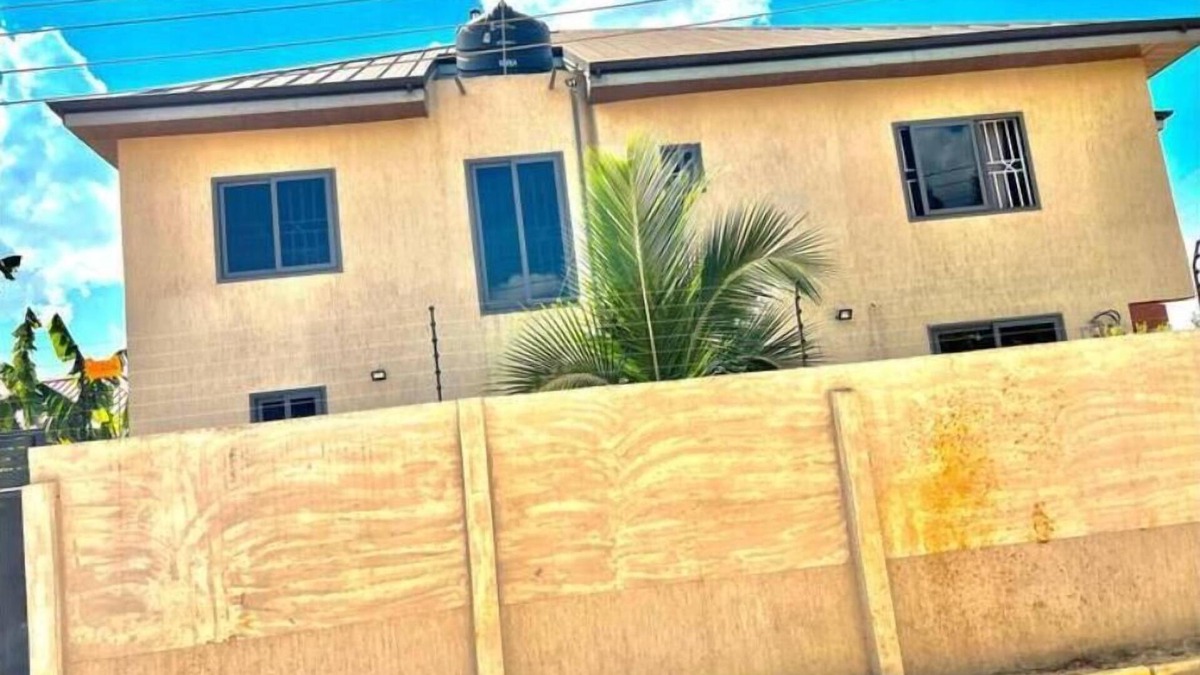 Accra Apartment | Serene Hostel Accra Bunk Bed in Dormitory Room