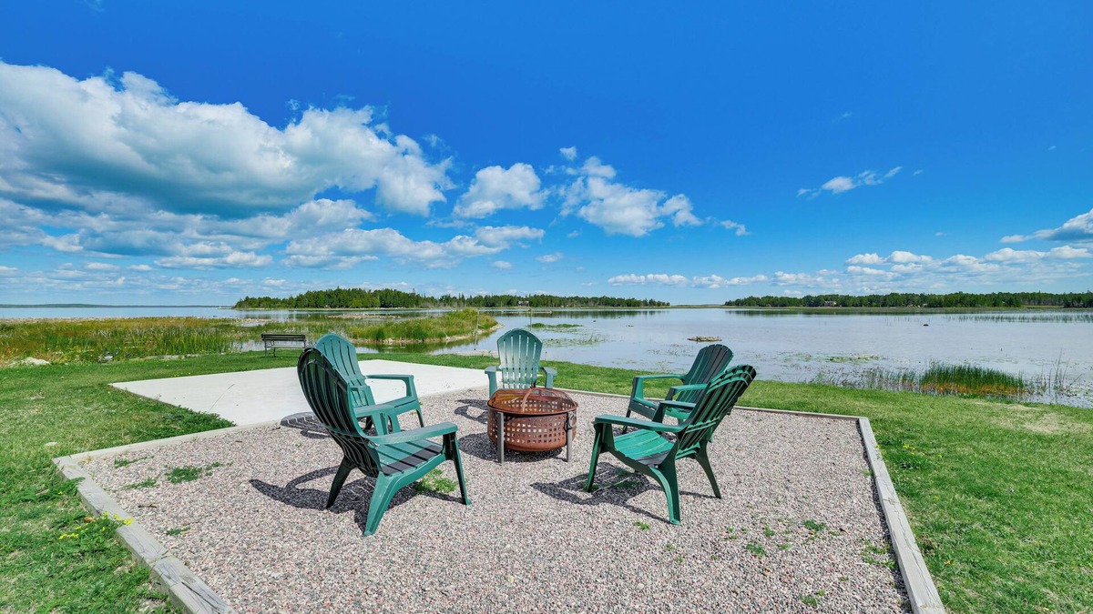 De Tour Village House | Serene Lake Huron Gem w/Fishing Dock!