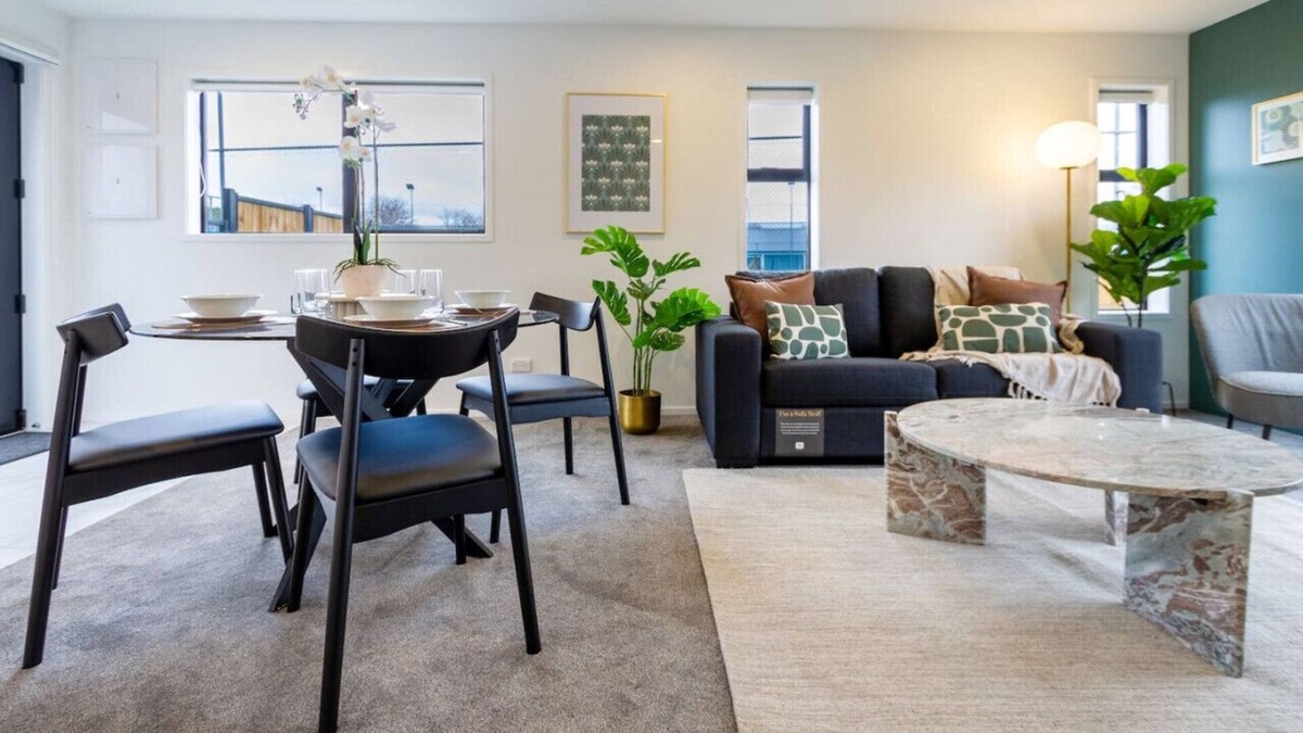 Christchurch Villa | Serene Living: 2-bed w/Carpark
