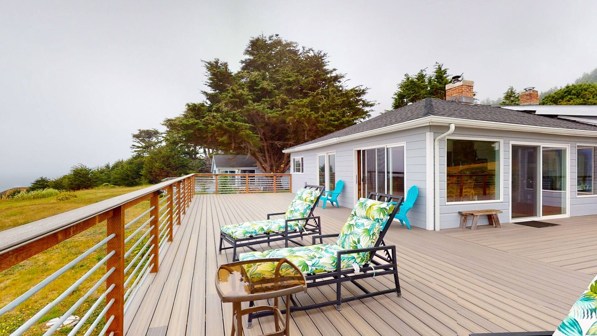 Elk House | Serene oceanfront home with large deck, panoramic views, dog-friendly, & W/D