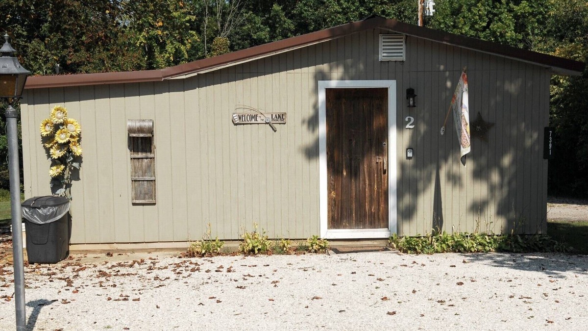 Taswell Cottage | Serene Porch Retreat Amidst Hoosier National Forest near Patoka Lake