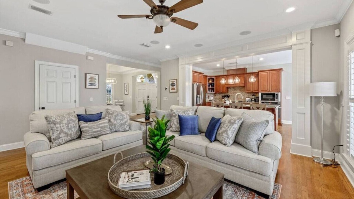 Tallahassee House | Serene Smart Home, Big Backyard, PET FRIENDLY!