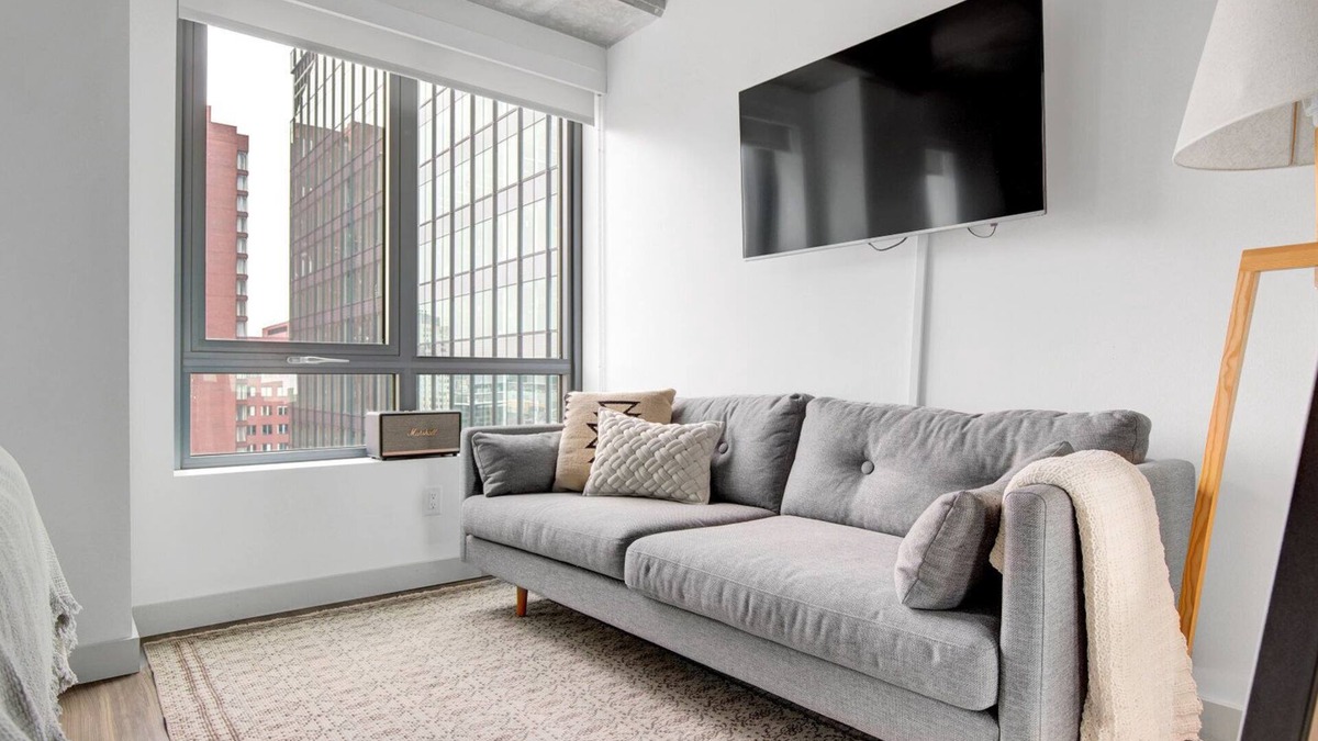 MIT Apartment | Serene Studio, Kendall Square, Gym, walk to MIT by Blueground