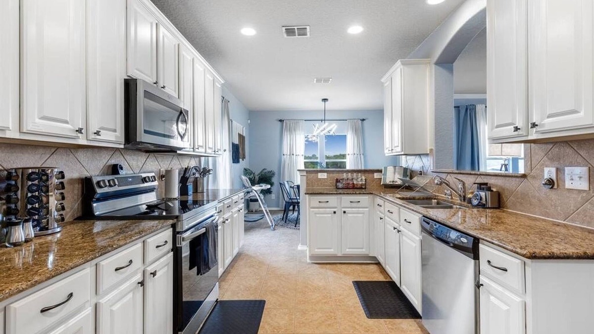 Cibolo House | Serene Views Ideal For Long Stays Heated Pool