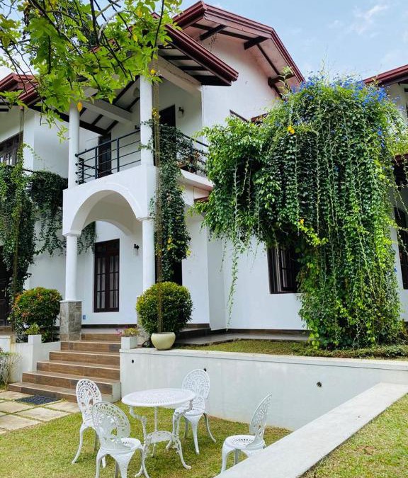 Wattappola Villa | Serene Villa