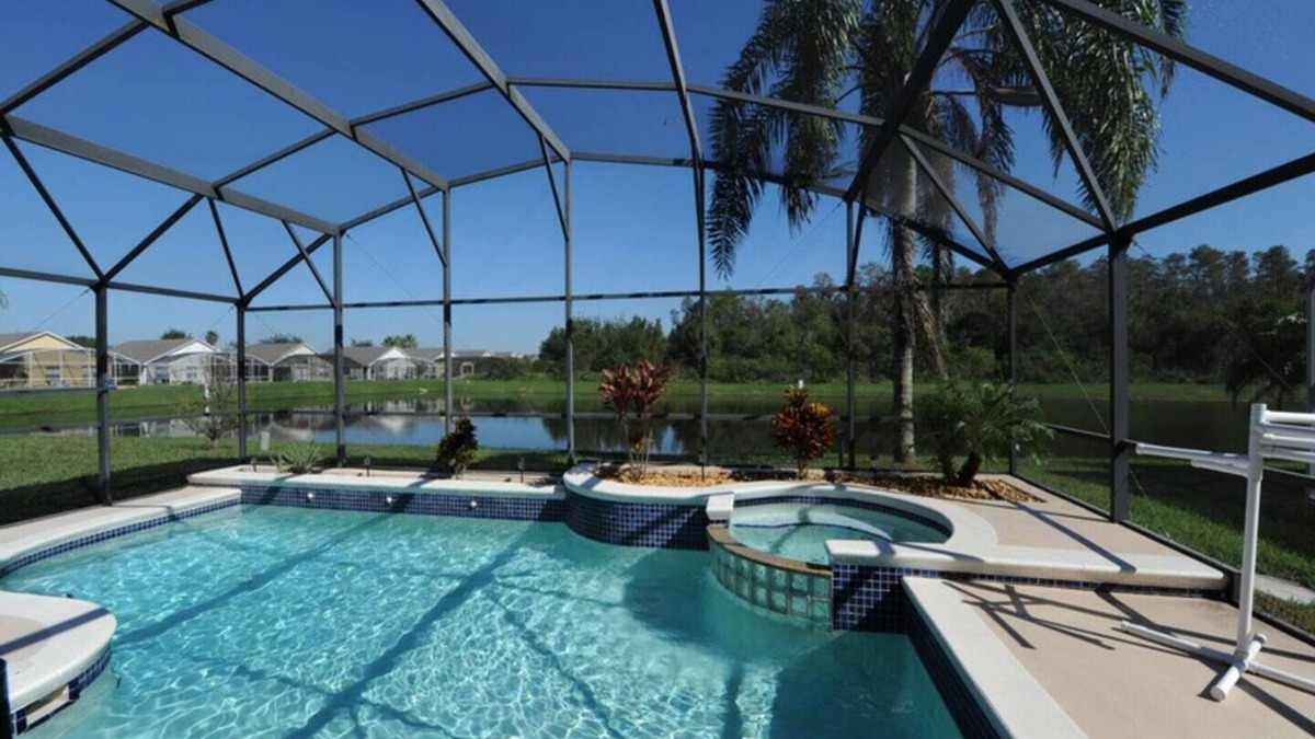 Eagle Pointe South Villa | Serene waterside getaway