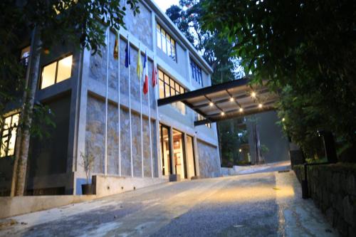 Kandy Hotel | Serenique Resort Kandy