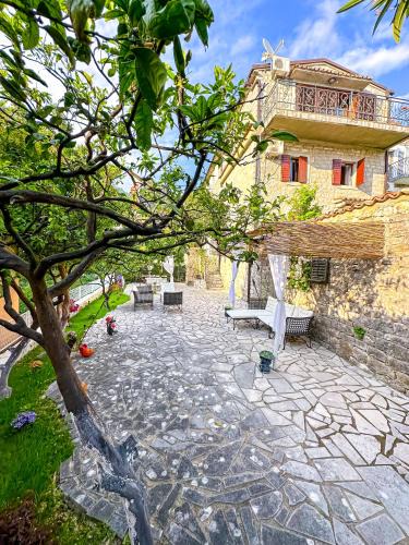 Rafajlovici Bed & Breakfast | Serenita Stone House