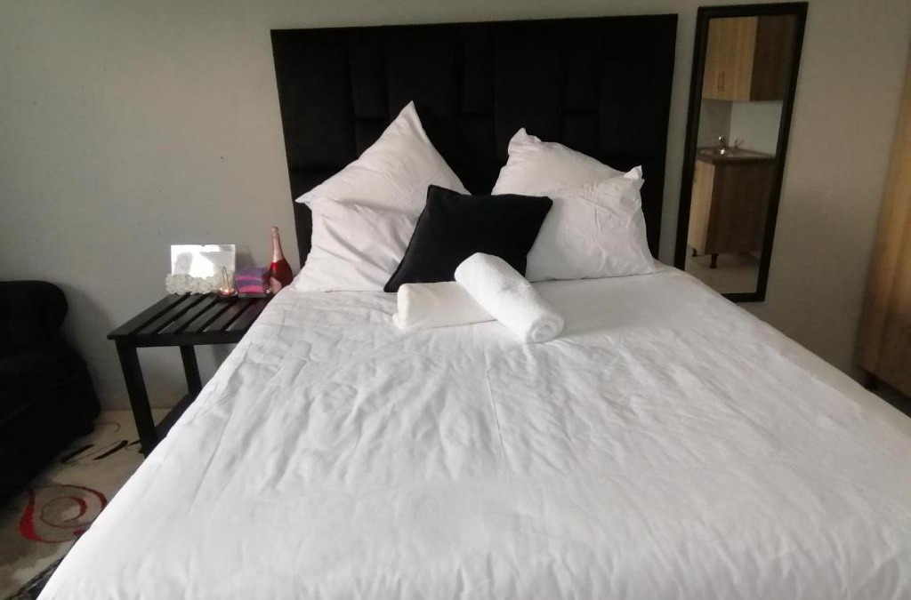 Greater Johannesburg Metropolitan Area Bed & Breakfast | Serenity Airb&b Protea Glen