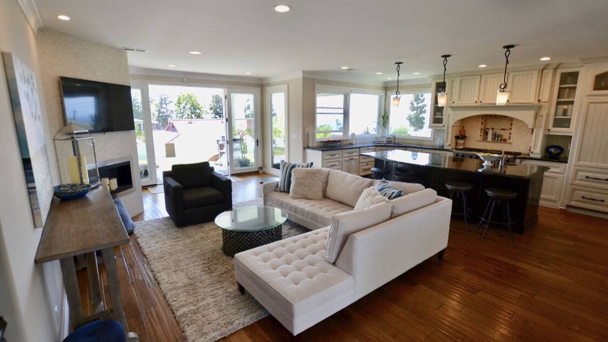Redondo Beach House | Serenity and Style in Redondo Beach