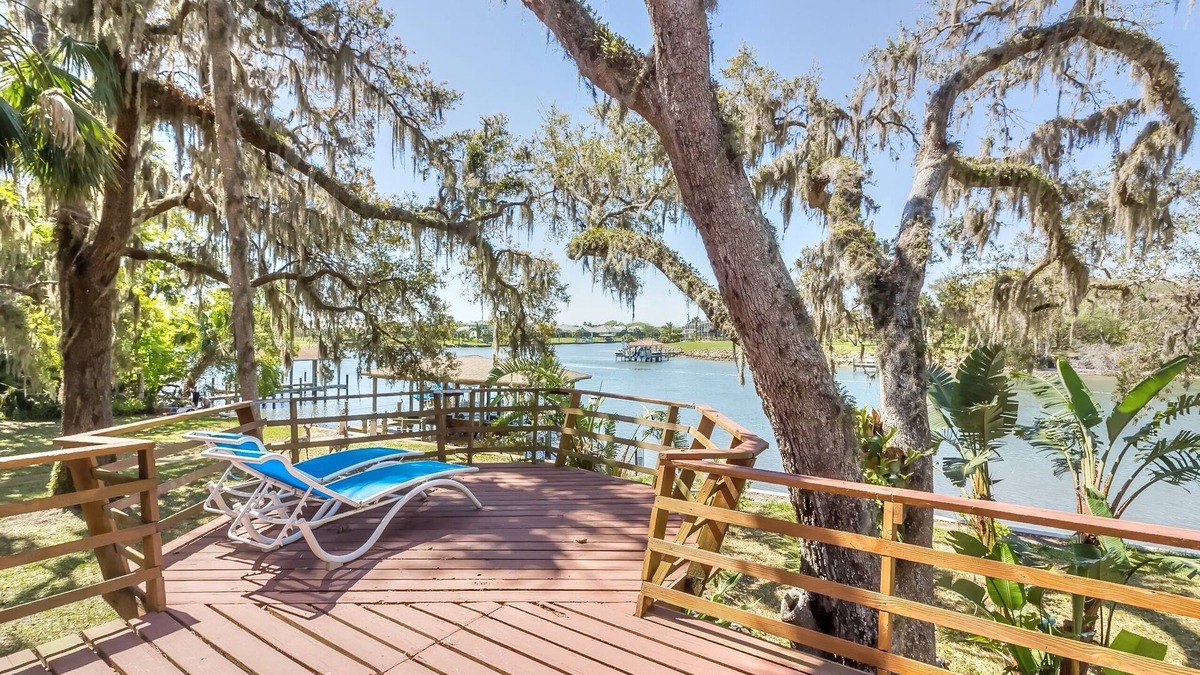 Palm Coast House | Serenity Awaits You At this Home Located on Matanzas River w/Pool!