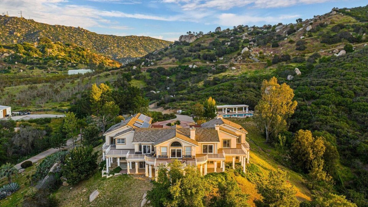 Ramona Villa | Serenity Estate | 9200 SQFT Mansion | Pool + Views