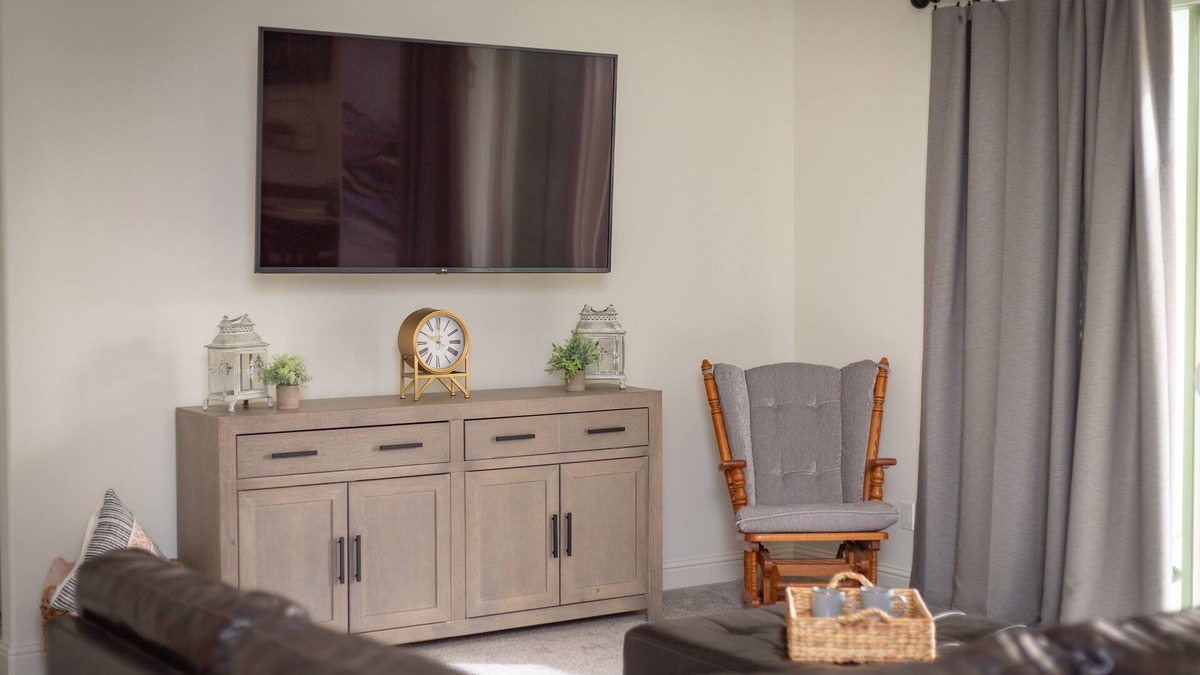 Clovis House | Serenity in Clovis: 3BR, 2.5BA Retreat for Your Getaway, Close to National Parks