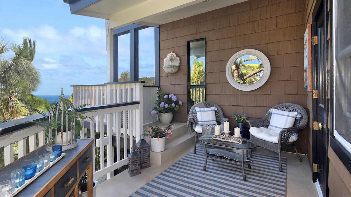 Laguna Beach Apartment | Serenity in the hills of Laguna Beach