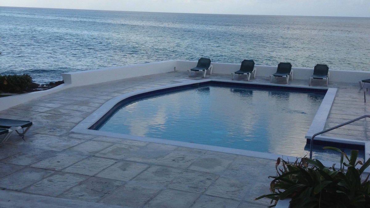 Nassau House | Serenity Nassau - Waterfront Views from Every Room, Beach/Pool